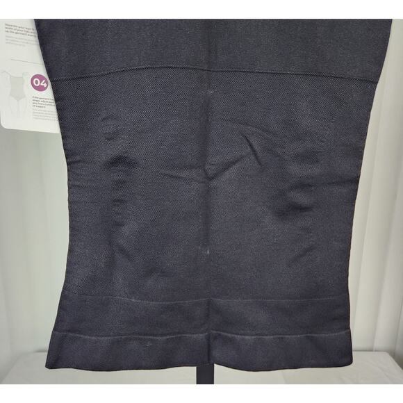 Curveez Incredibly Slimming Cami Tank Top in Black High Compression Size 2XL New - Picture 7 of 12